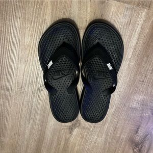 Nike Flip Flops